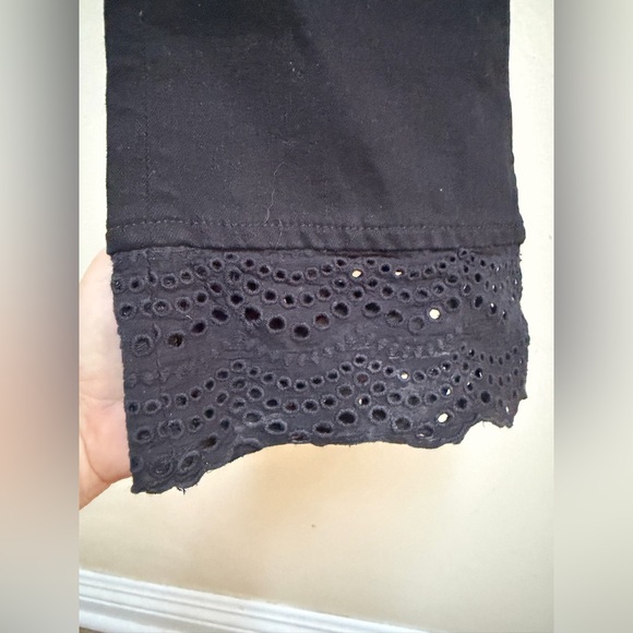 7 for all Mankind BootCrop Women's Black Jeans with Lace Hem - Picture 3 of 8